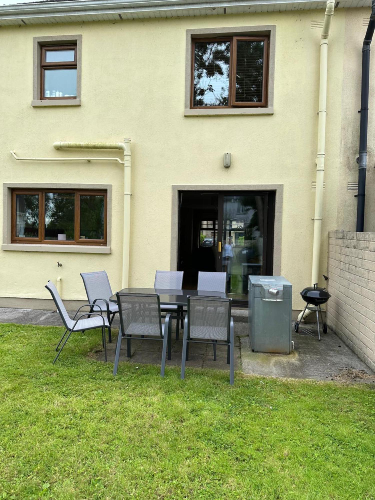 Home Near The River Shannon Rooskey Exteriör bild
